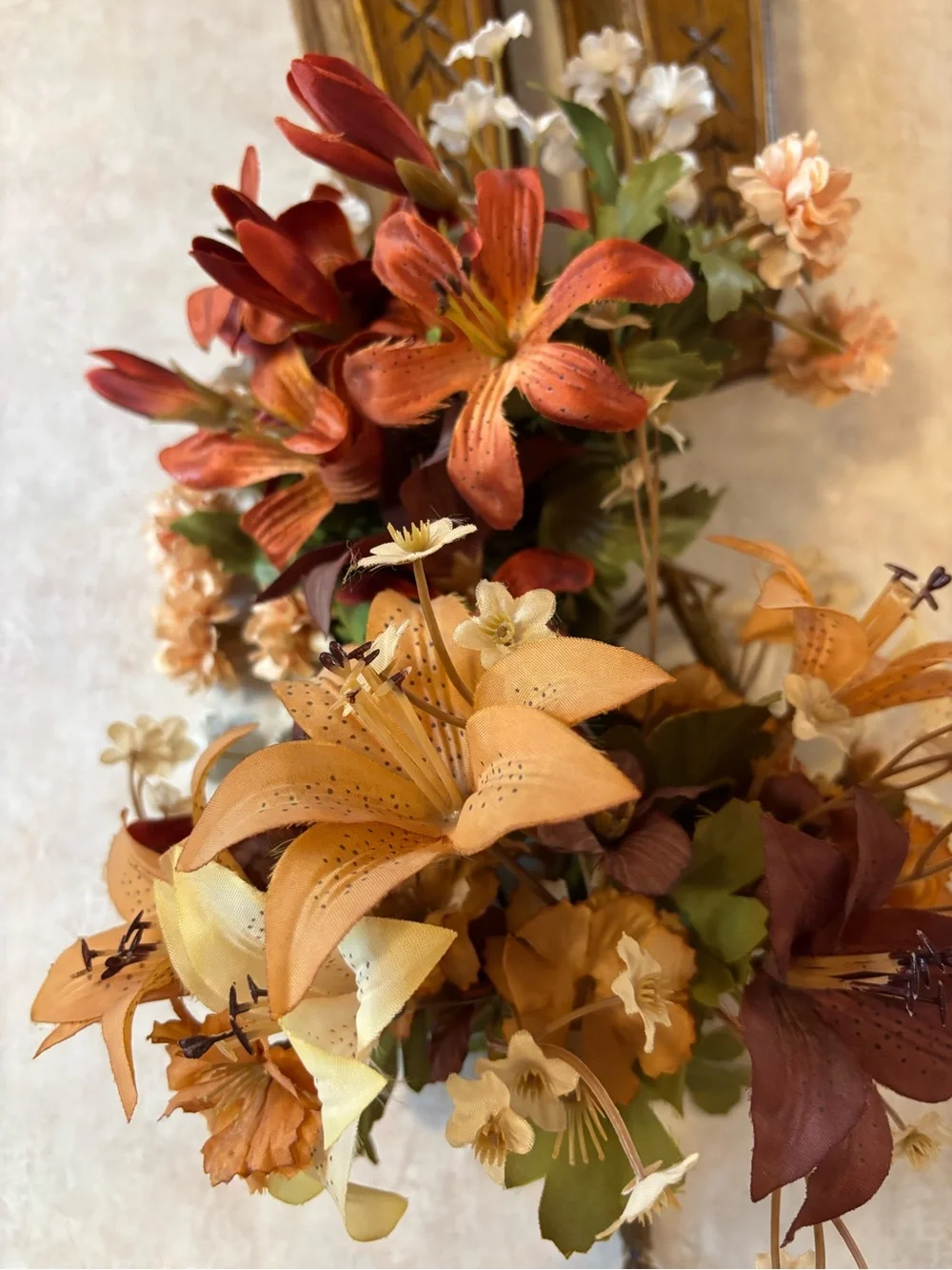 Vintage Homco Decorative Wall Sconces with Autumn Floral Arrangement